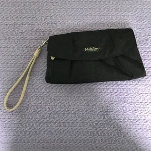 Multi Sac Wristlet